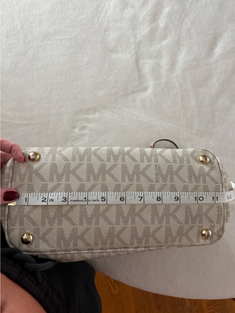 Michael Kors | Signature Logo Canvas Tote - Picture 5 of 8